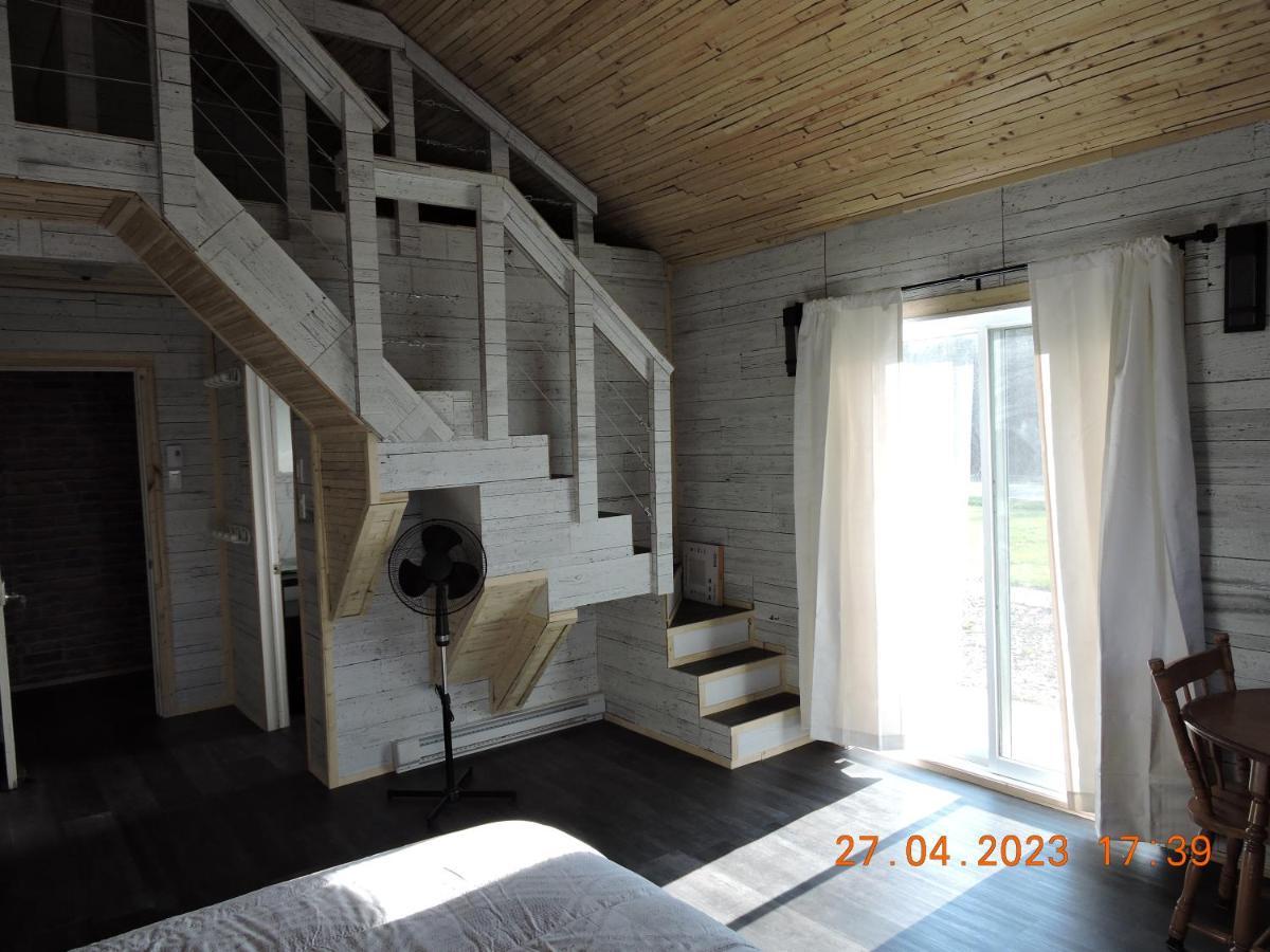 Gite Passion Et Tendresse B&B Shefford Esterno foto