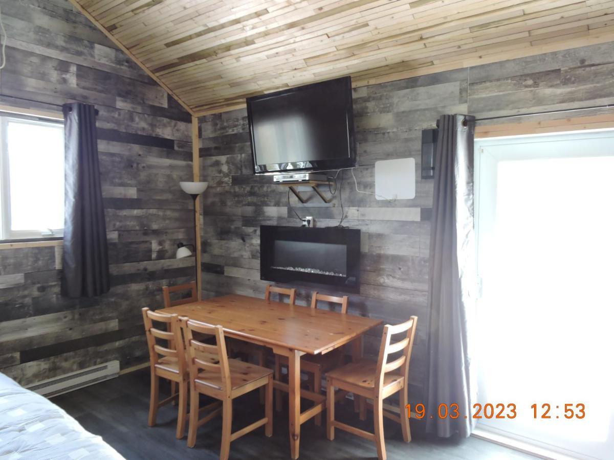 Gite Passion Et Tendresse B&B Shefford Esterno foto