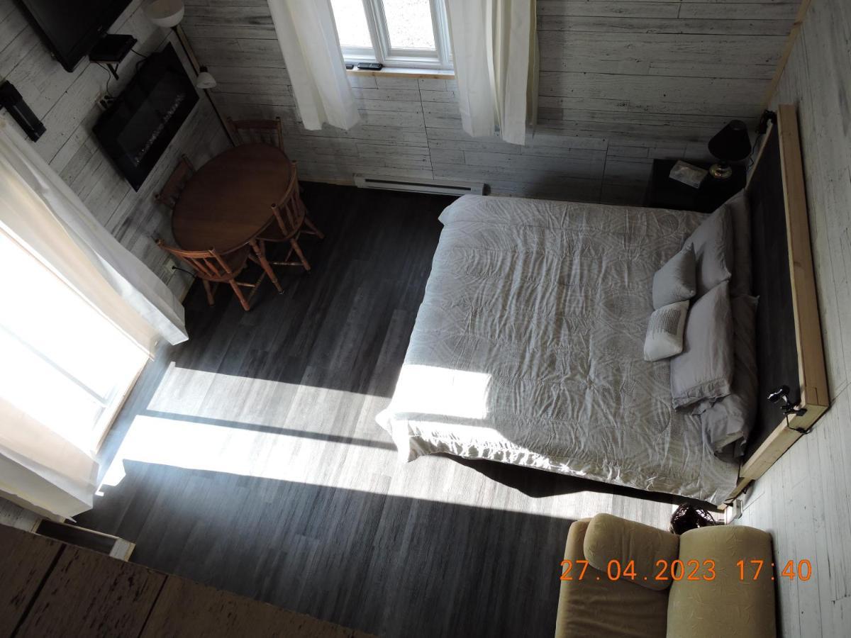 Gite Passion Et Tendresse B&B Shefford Esterno foto