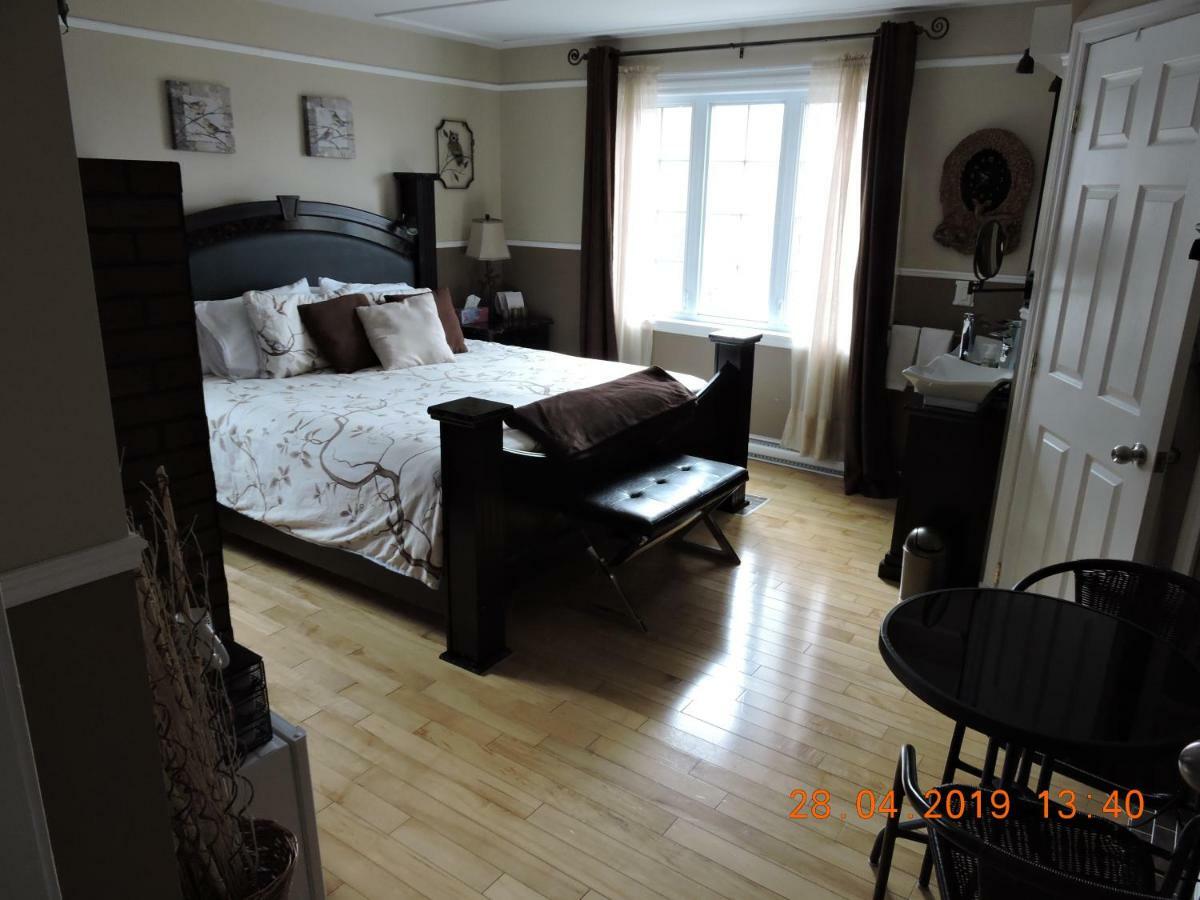Gite Passion Et Tendresse B&B Shefford Esterno foto