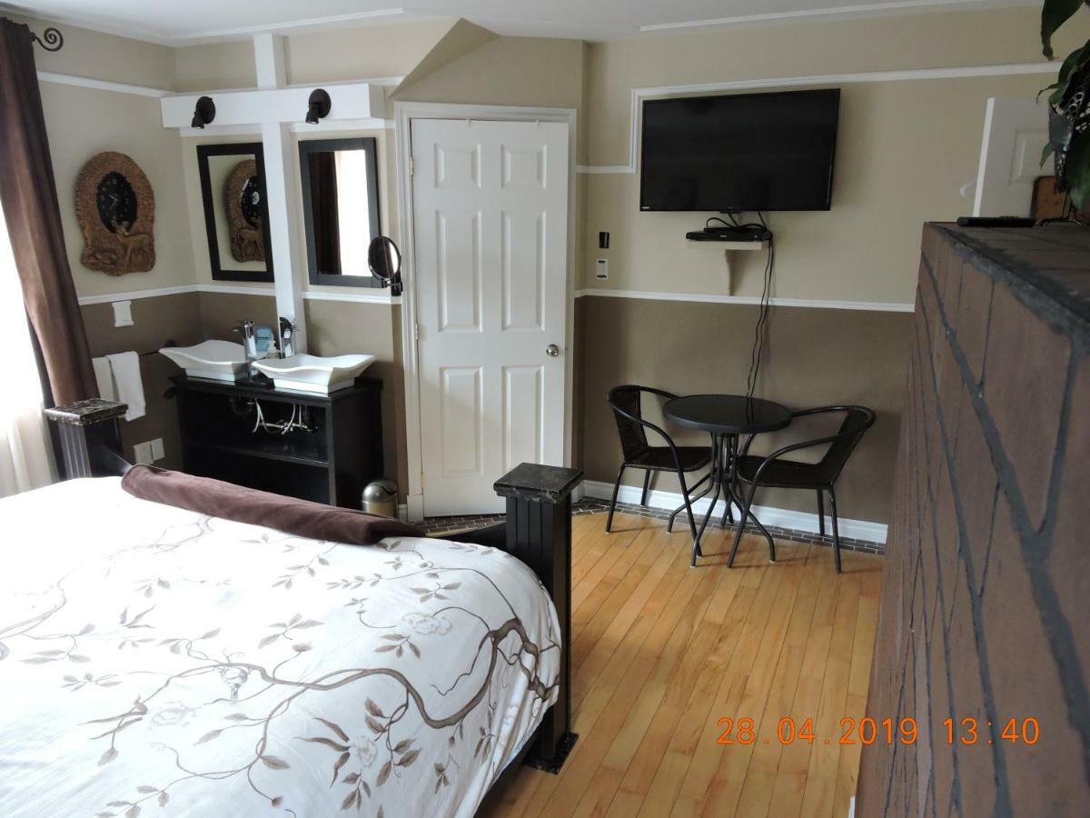 Gite Passion Et Tendresse B&B Shefford Esterno foto